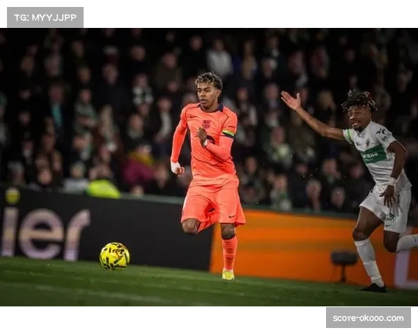 巴萨客场3-1击败埃尔切 亚马尔德容联袂闪耀巩固榜首